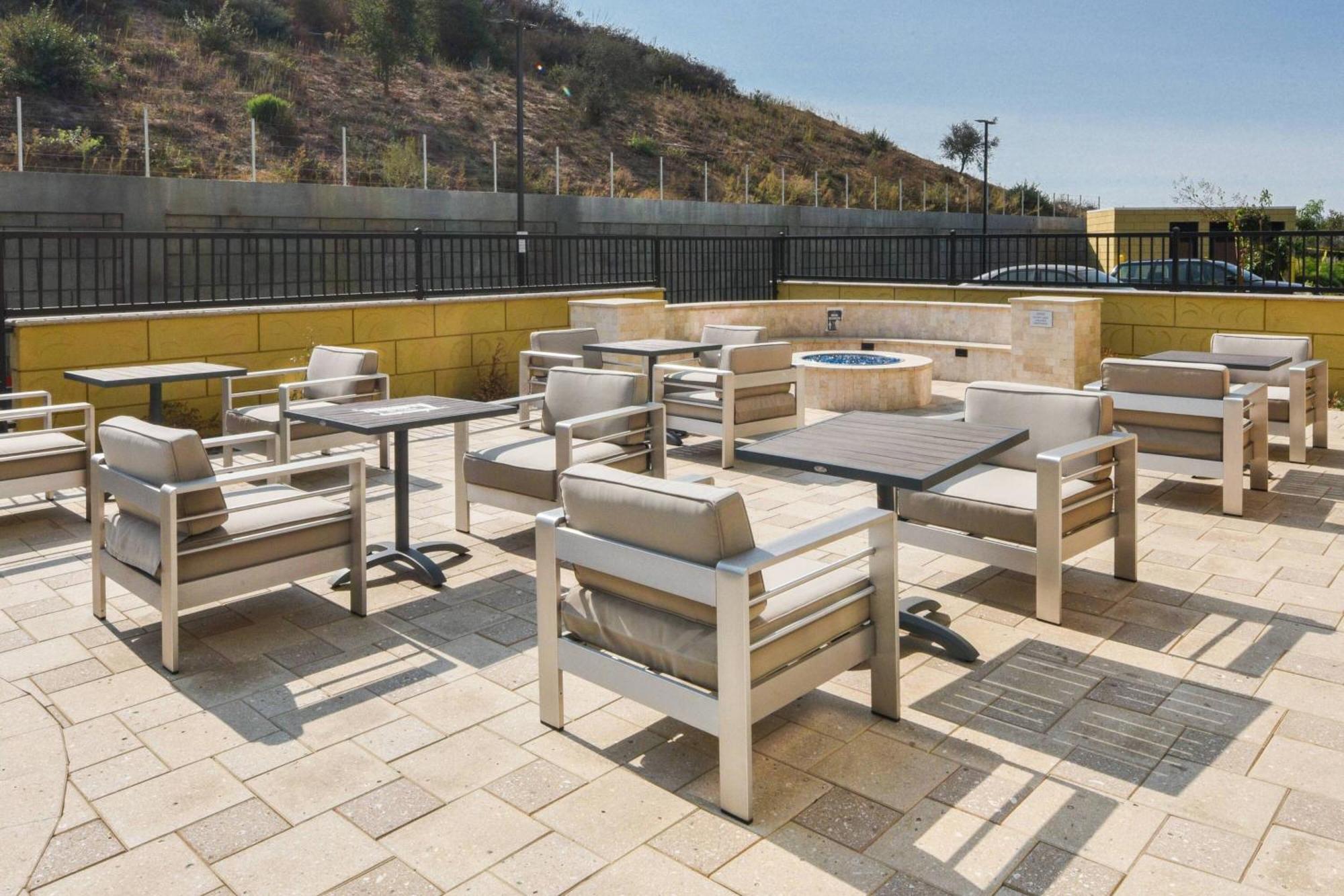 Fairfield Inn & Suites By Marriott Moorpark Ventura County Dış mekan fotoğraf